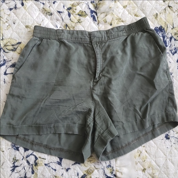 😎 J JILL 😎 On-the-Go SHORTS - Picture 3 of 11